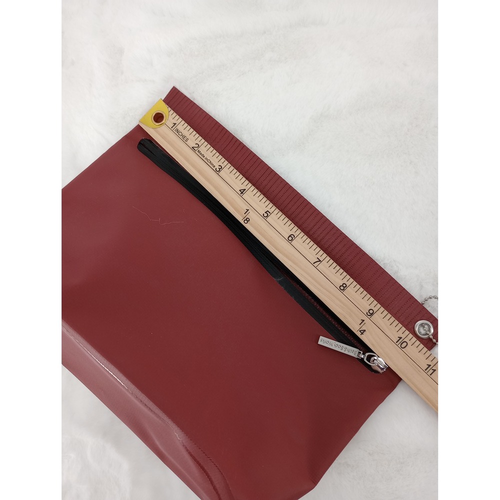 Bath & Body Works Travel Dopp Kit - Toiletries Bag - Makeup Bag - Burgundy - New - Picture 8 of 8